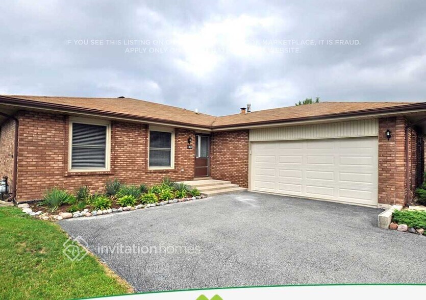 Primary Photo - 17837 66th Ave