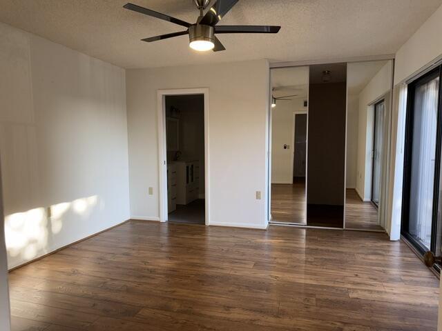 Building Photo - 3013 30th Ct