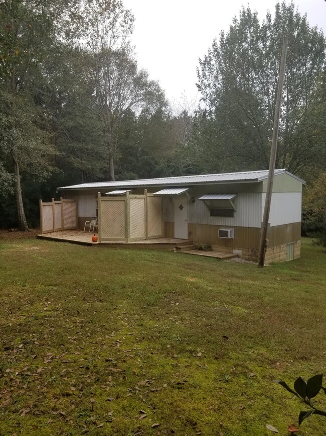 Building Photo - 1162 12 Oaks Cir