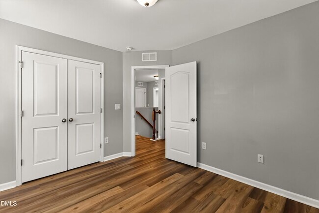 Building Photo - 614 Rose Laurel Ct