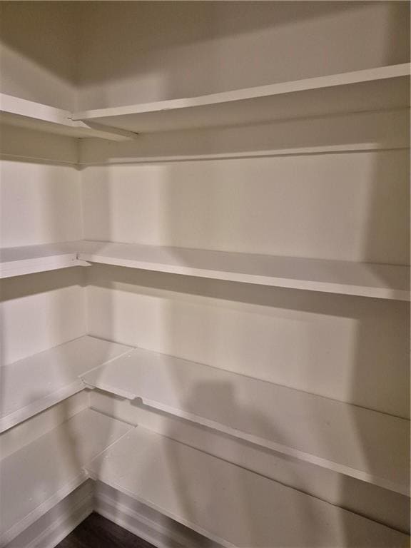 Building Photo - 37 Rumson Ct