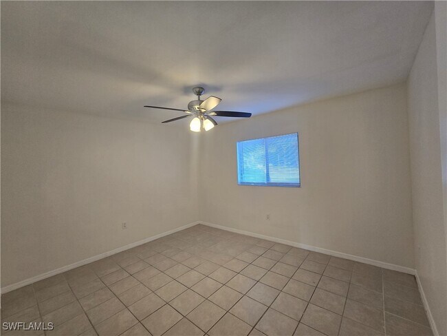 Building Photo - 4815 Triton Ct E