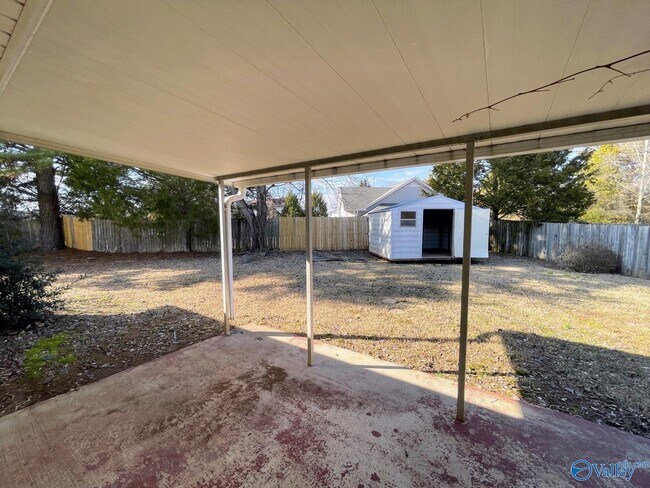Building Photo - 1501 Westview Dr NW