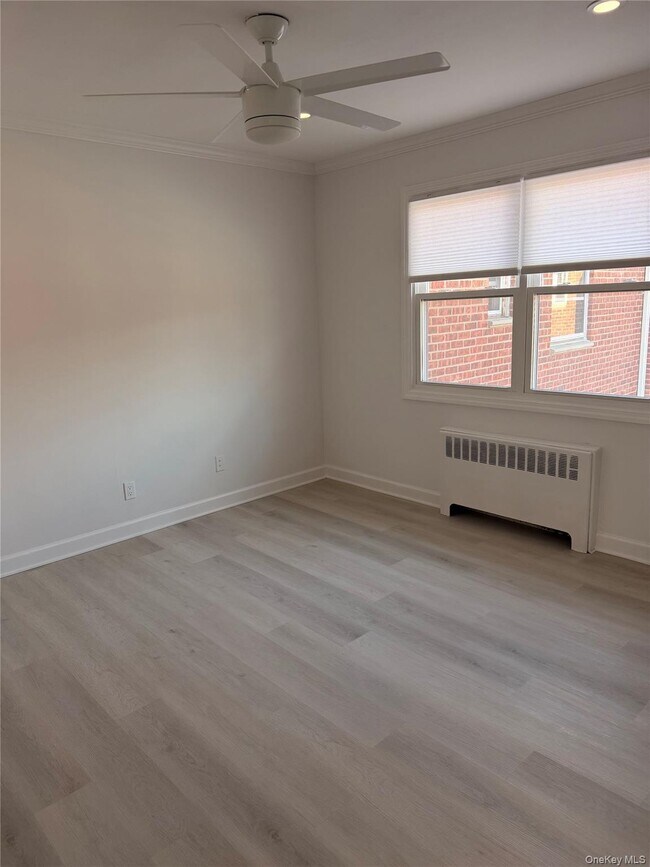 Building Photo - 4 Walnut St