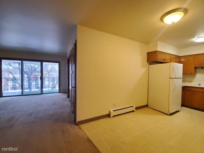 Building Photo - 7343 N Teutonia Ave