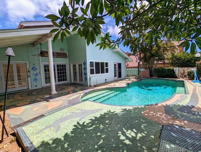 Primary Photo - Kalama valley single level 4 bedroom home ...