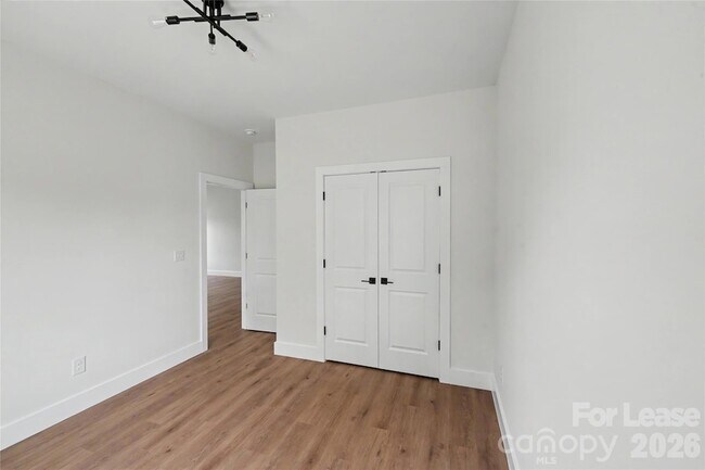 Building Photo - 1709 College Plaza Blvd