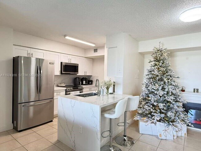 Building Photo - 15221 SW 80th St