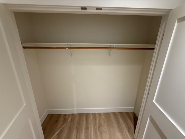 Building Photo - 849 Spring St