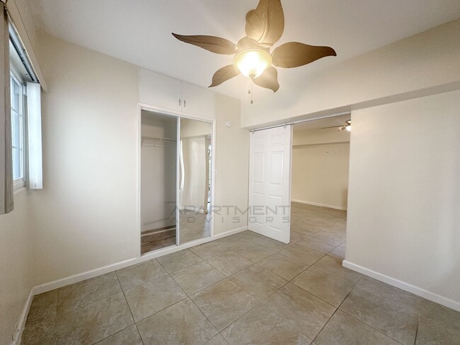 Building Photo - Flat $500 1st Month Rent Special! | Prime ...