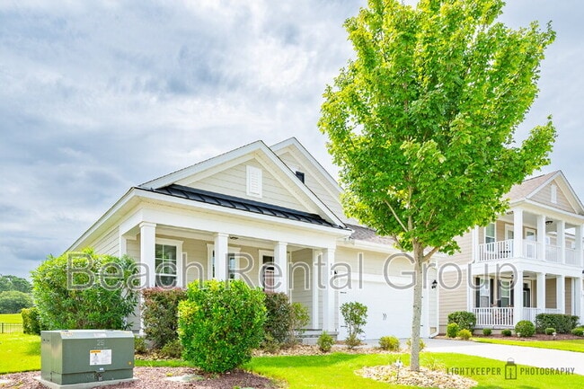 Building Photo - 121 Champions Village Dr