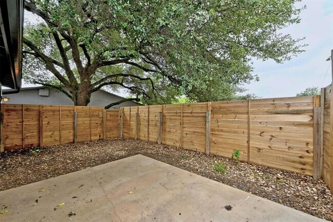 Building Photo - 4802 W Wind Trail