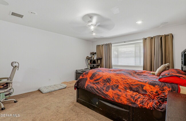 Building Photo - 12748 Tre Maximiliano Ave