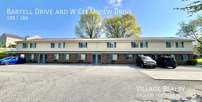 Building Photo - Newly-remodeled 1-Bed Convenient to I-83 &...