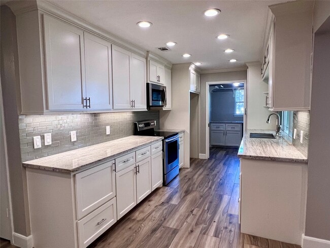 Building Photo - 16926 Judyleigh Dr