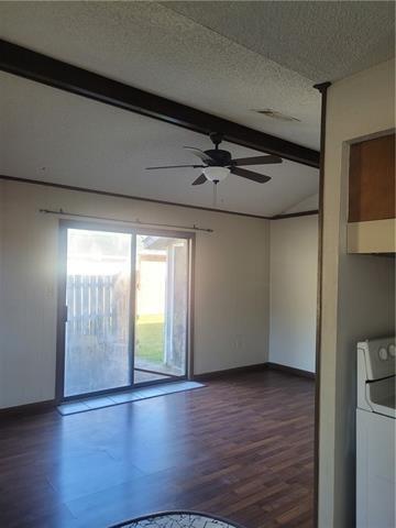 Building Photo - 16109 J R Dr