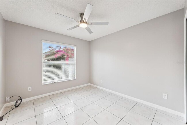 Building Photo - 5216 Heatherstone Ct