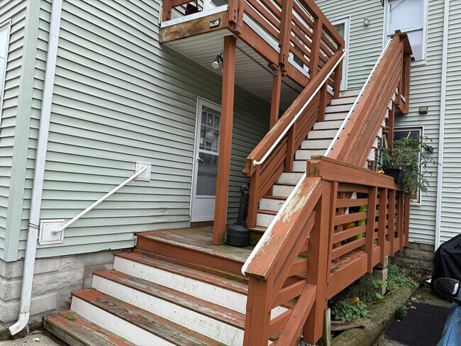 Building Photo - 125 High St