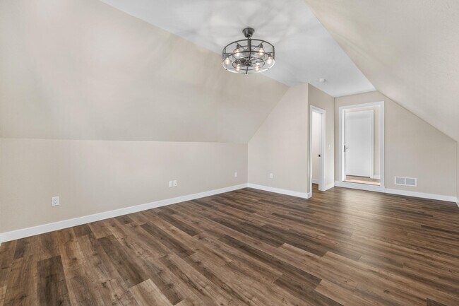 Building Photo - 1810 Horseshoe Ln