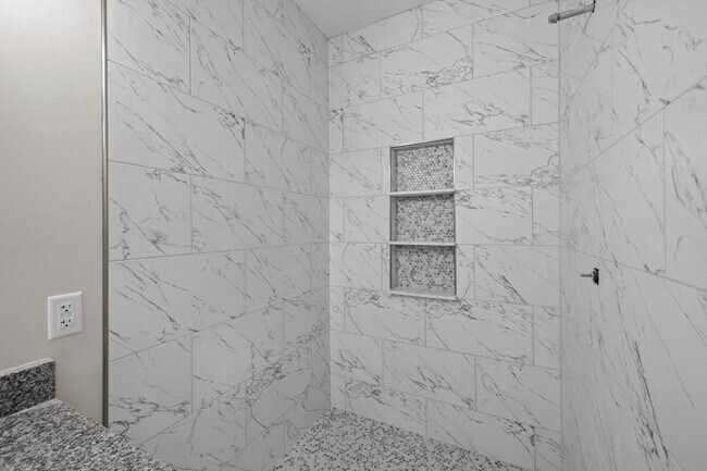 Building Photo - 295 Deer Rd