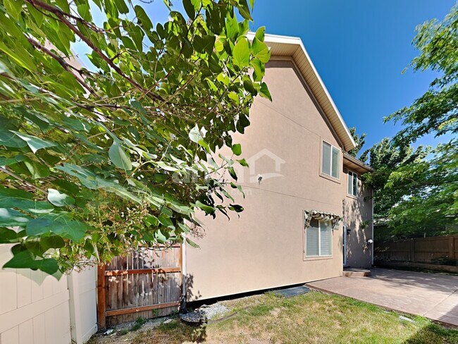 Building Photo - 3417 S Spruce View Ln