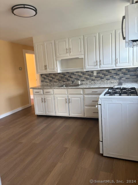 Building Photo - 137 Horace St