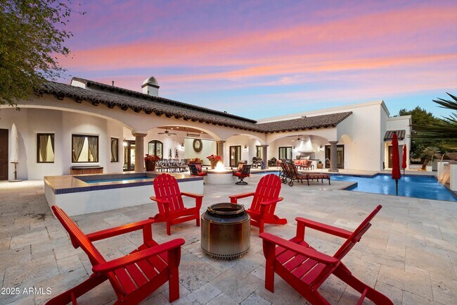 Building Photo - 8515 E Sutton Dr