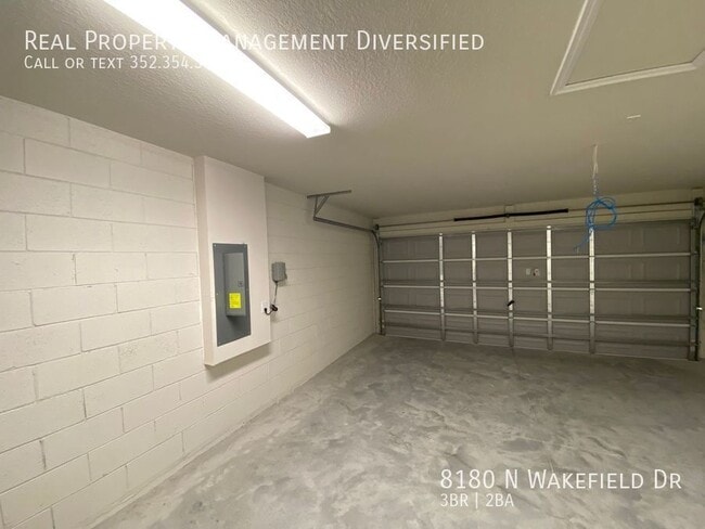 Building Photo - 8180 N Wakefield Dr