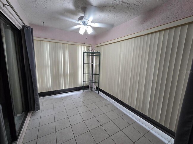 Building Photo - 8055 Picketts Ct