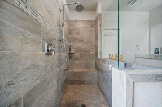 Building Photo - IMPRESSIVE 4 BD/3 BA HOME FOR RENT IN CYPR...