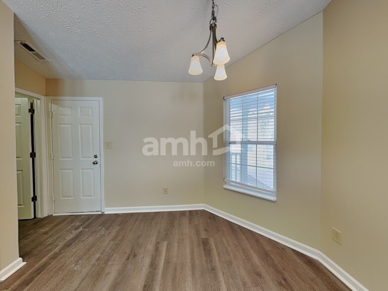 Building Photo - 9013 Scoter Ct