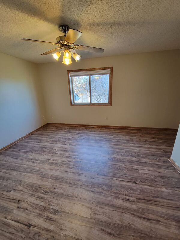 Building Photo - 5041 Mitchell Rd