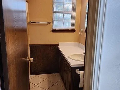 Building Photo - 11307 N May Ave