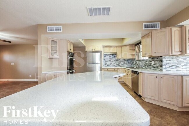 Building Photo - 3501 West Ironwood Drive