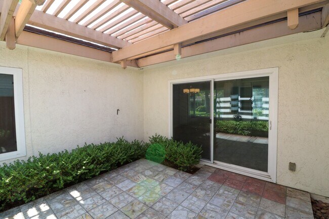 Building Photo - 1050 Pacifica Dr
