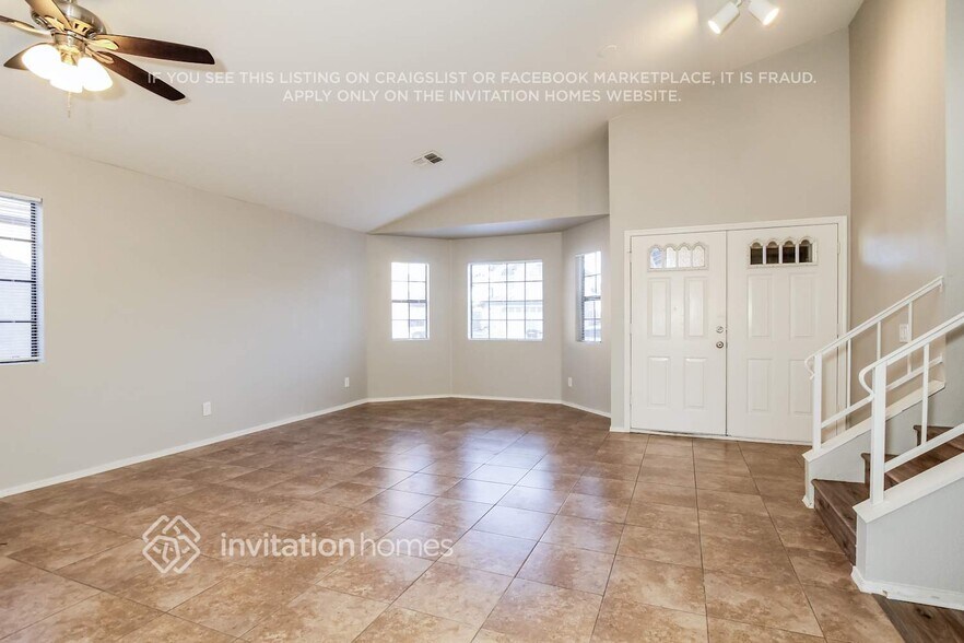 Building Photo - 1502 E Rosemonte Dr