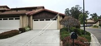 Building Photo - Creekridge Villas Single Story Condo in Ga...