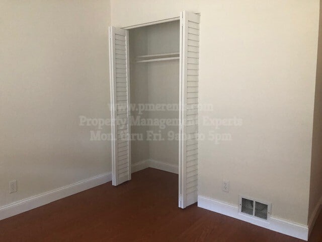 Building Photo - 1235 Pinetree Dr