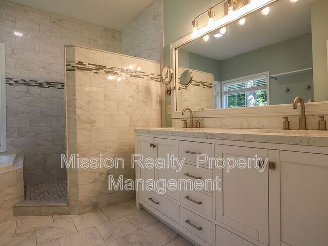 Building Photo - 9006 Birdsong Creek Ct