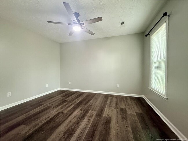 Building Photo - 632 Bromsworth Trail