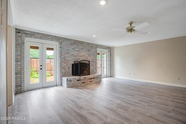 Building Photo - 115 Breckenridge Loop