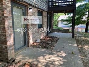 Building Photo - 101 Sandridge Dr