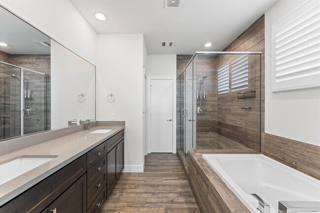 Building Photo - 312 Eado Park Cir