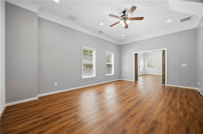 Building Photo - 455 Park Pl Ct