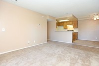 Building Photo - Pinecrest Apartment Homes