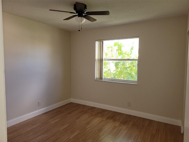 Building Photo - 12255 Royal Palm Blvd