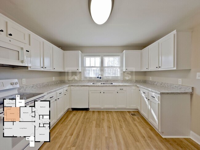 Building Photo - Renovated 3-Bed, 1-Bath Home in East Lake