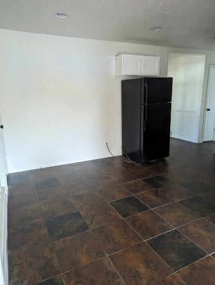 Building Photo - 1099 W 1420 N