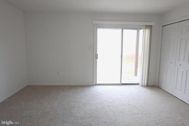 Building Photo - 29 Wicklow Rd