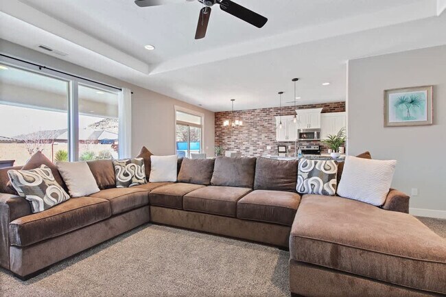 Building Photo - 3364 W 2490 S